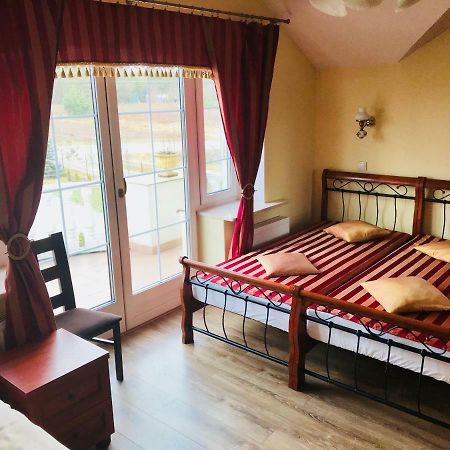 Apartamento Pensjonat Nad Struga Stryków Exterior foto