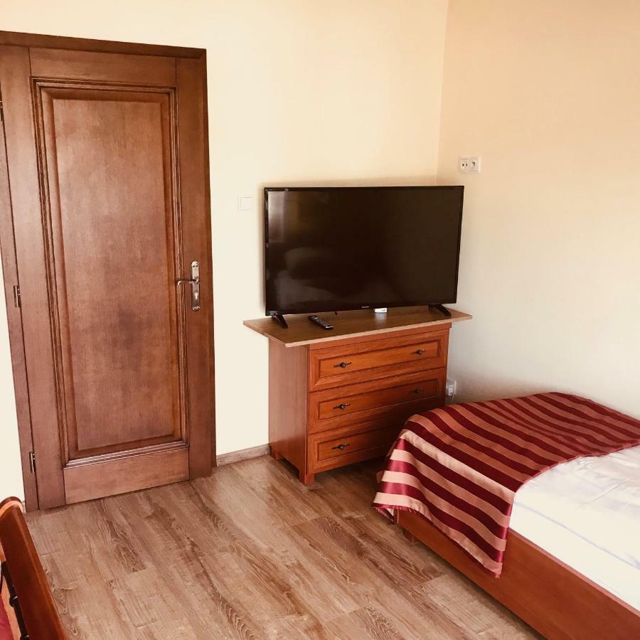 Apartamento Pensjonat Nad Struga Stryków Exterior foto