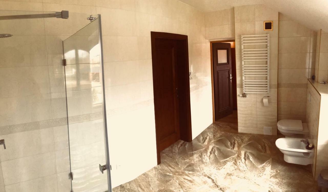 Apartamento Pensjonat Nad Struga Stryków Exterior foto
