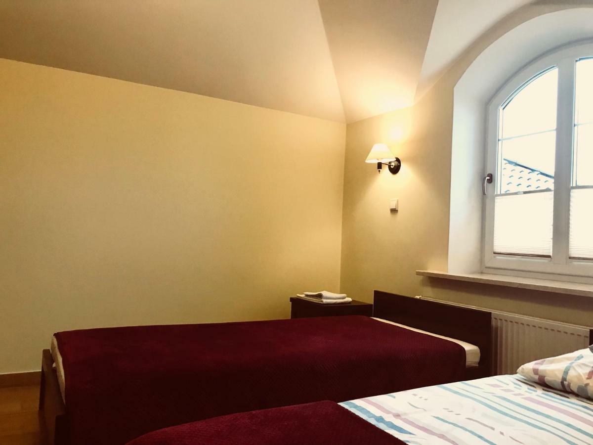 Apartamento Pensjonat Nad Struga Stryków Exterior foto
